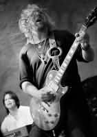 Devon Allman's Honeytribe