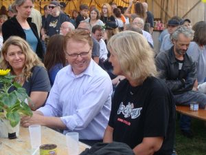 Das Publikum ist gut drauf