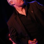 Phil Bees Luftgitarre