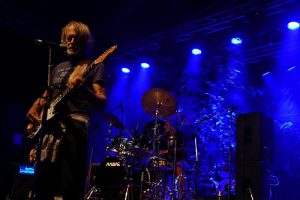 Guru Guru mit Mani an den Drums und Roland an der Gitarre