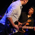 Gitarre-Bass-Besprechung