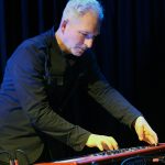 Andrew Price (keyboards)