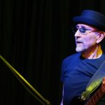 Nig Turner (bass, backing vocals)