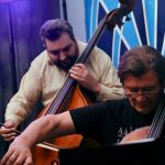 Konstantin Tsaryk (cello) und Kaloyan Trifonov (upright bass)