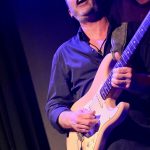 Berland Rours (guitar, backing vocals)