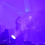 Ava-Rebekah Rahman und Gitarrist Wolf Hoffmann