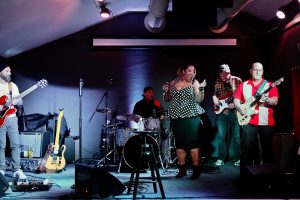 Sugar Queen And The Straight Blues Band im To Hoop Rheinberg