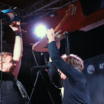 und die Gitarren zum Himmel