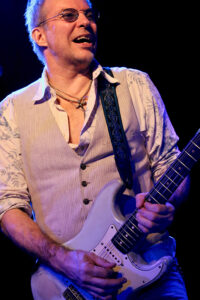 Ben Granfelt (vocals, guitars)