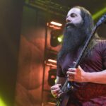 Gitarrist und Backgroundsänger John Petrucci