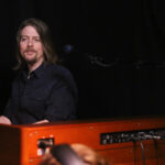 Bennett Holland (keyboards , vocals)