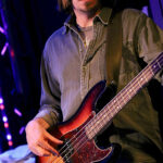 Hendrik Herder (bass, backing vocals)