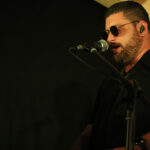 Steve Maggiora singt