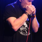 Gernot Ulbing (harmonica, backing vocals)