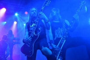 Esa Holopainen (links) und Olli-Pekka Laine (Amorphis