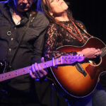 Schulter an Schulter