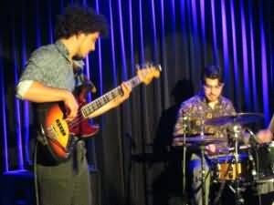 Philipp Schäfer (bass) und Fabio Campeanu (drums)