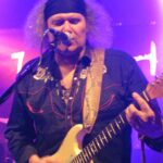 Julian Sas spielt die Stratocaster