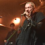 Männliche Unterstützung durch Co-Sänger bei AMBO