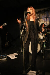 Véronique Gayot im April 2024 im Gasoline Blues Club Geldern