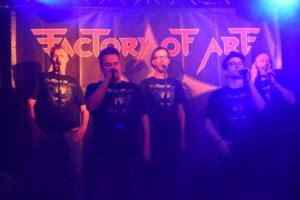 Das Vocalensemble Amarcord überrascht als Background-Chor