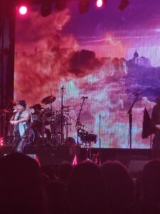 Bruce Dickinson apokalyptisch in Mannheim 2024