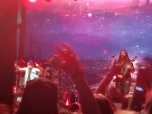 Bruce Dickinson - Hands up in Mannheim 2024