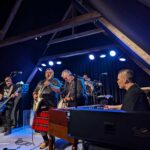 Highlight „One Way Out“, ganze Band