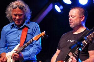 Erwin Java & Sean Webster kontrastieren sich ...