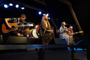 Traditioneller Akustikgig