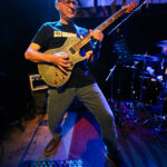 Thomas Kemper (guitars, backing vocals)