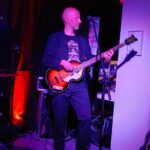 Harmen de Bresser am Bass