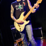 Sebastian Dracu (vocals, guitars)