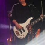 Günter Asbek (bass, backing vocals)