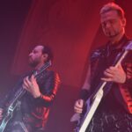 Gitarrenfraktion mit Fabian ‘Dee‘ Dammers (links) und Andrey Smirnov (rechts)