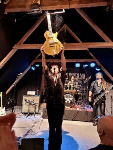 Miguel Montalban & The Southern Vultures