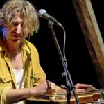 Wille Edwards an der Weissenborn Lap-Steel