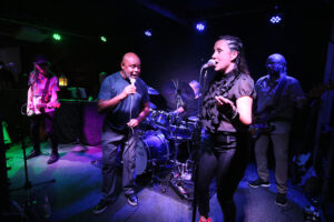 California Jam Spectrum feat. Tony Lindsay mit Special Guest Svenja Schmidt im September 2025 im Buena Ressa Music Club Rees