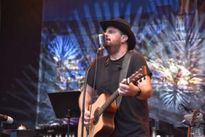 Mandowar aus Wetzlar. Das etwas andere Metal-Cover