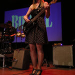 Liesbeth Sprangers (bass, backing vocals)