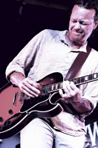 Dave Barnes ohne Schatten eines Derek Trucks