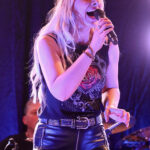 Julia Hoffman (vocals)