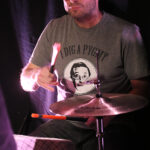 Léon Geuyen (drums)