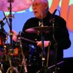 Robert Theys (drums)