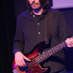 Hendrik Herder (bass, backing vocals)