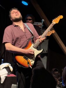 Stef Paglia hebt zum Solo ab