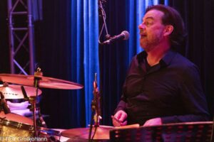 Björn Puls (drums, backing vocals)