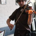 Alex Ruhland (violin)