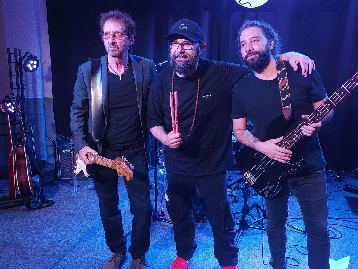 Cliff, Matteo, Roberto 7