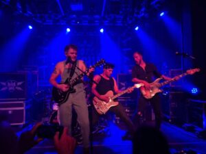Rock-Out legen mit Vollgas los